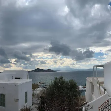 Petrino Naxos Apartment
